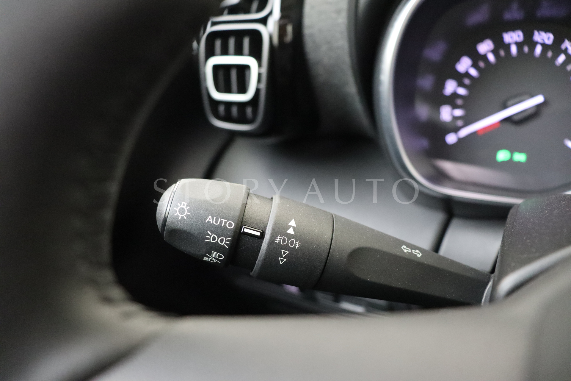 vf72rhnv1p4176743-17