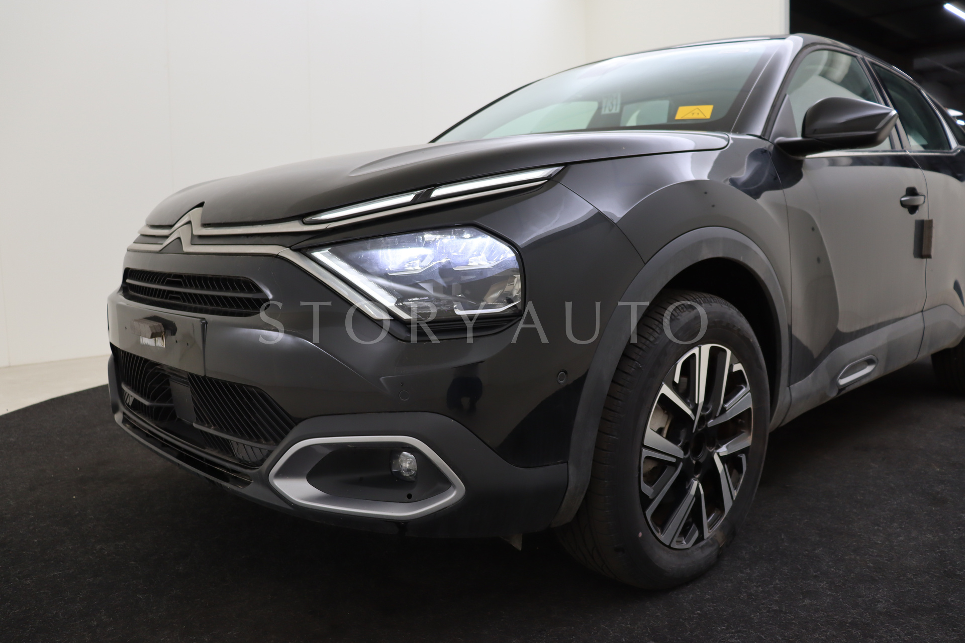 vr7bahnl2se000317-24