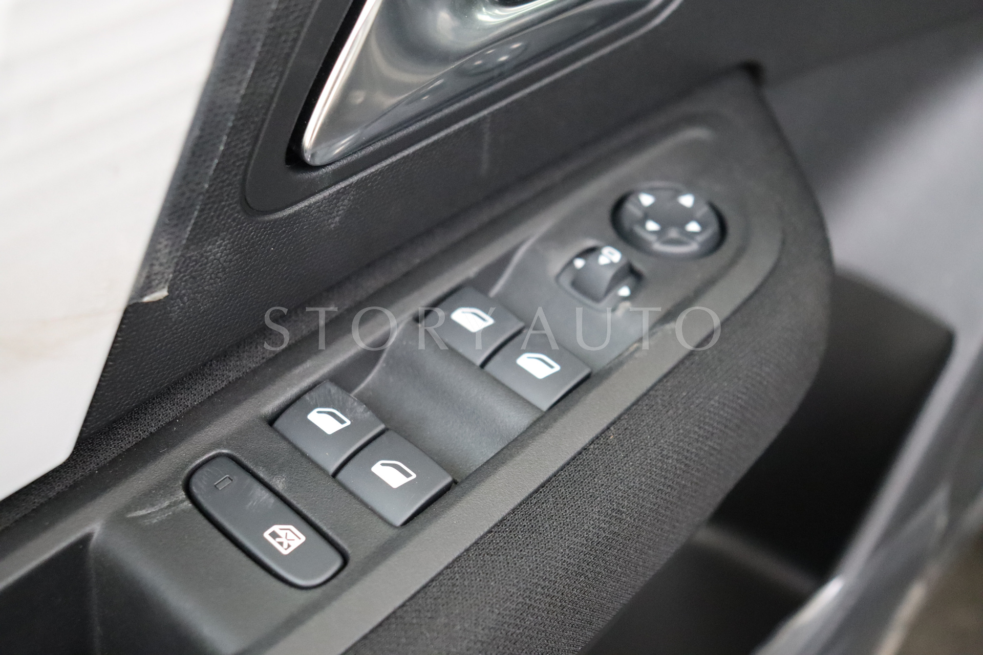 vr7bahnl2se001015-13