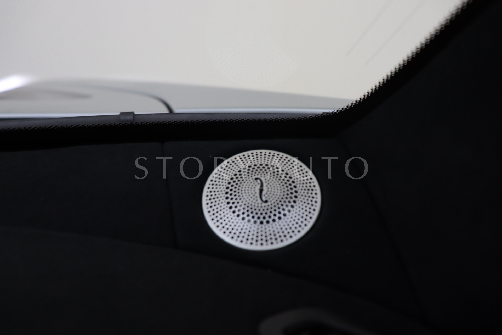 wmx1903811a042505-24