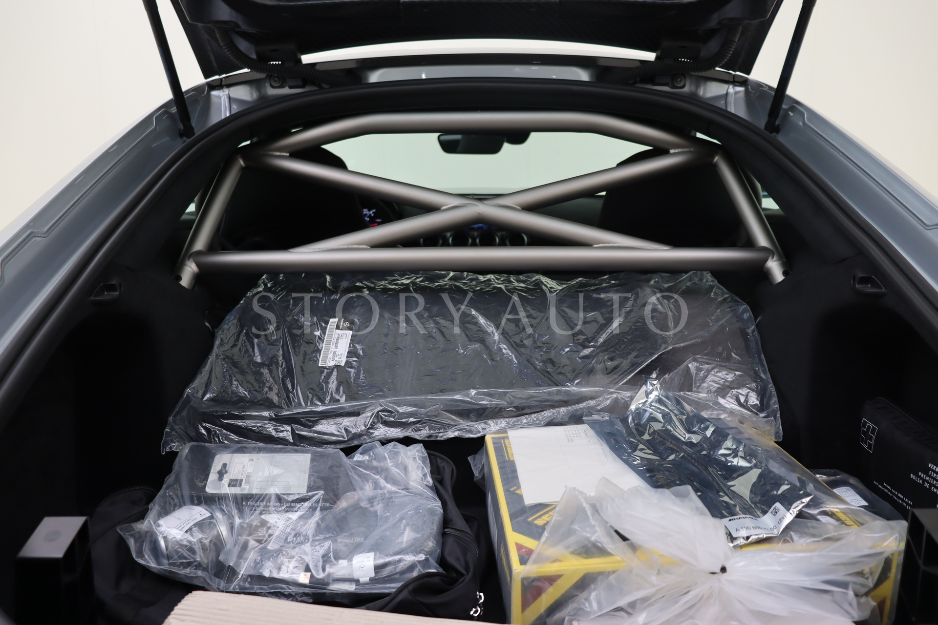 wmx1903811a042505-38