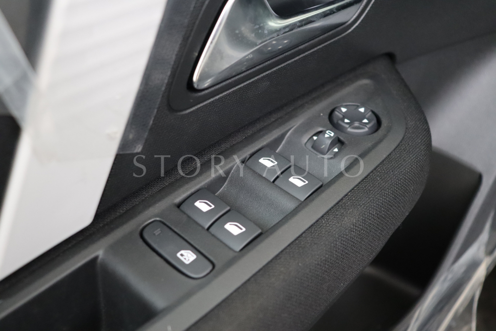 vr7bahnl2se000379-13